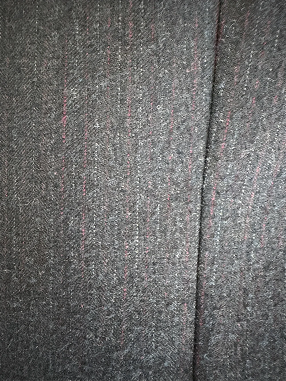 Hugo Boss Navy Blazer 40R with light white and red pinstripes